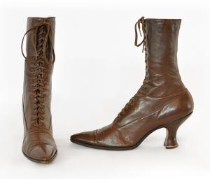 Botines marrones con cordones